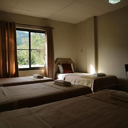 Splash Mountain Resort Hotel Лос-Баньос Екстер'єр фото